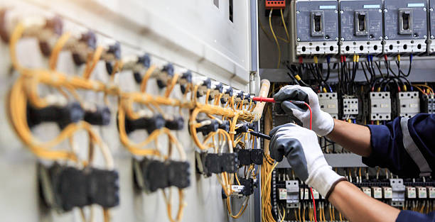 Professional Electrician technician working in Cascade, ID
